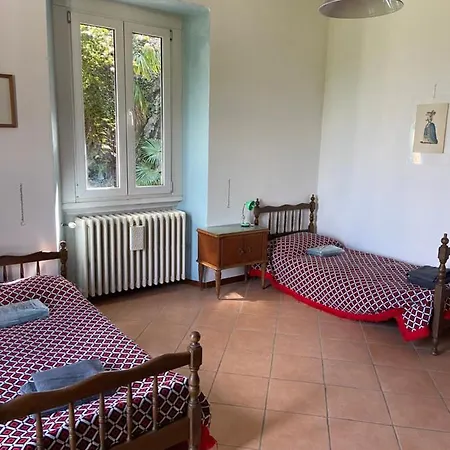 Virginia Villa Varese